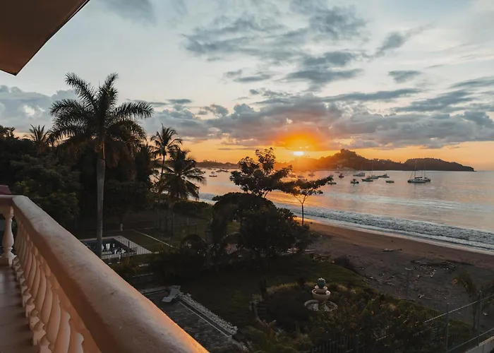 Sunset 303 - Ocean View 3 Bedroom Apartment Tempate