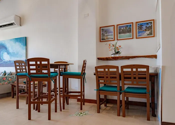 Sunset 303 - Ocean View 3 Bedroom Apartment